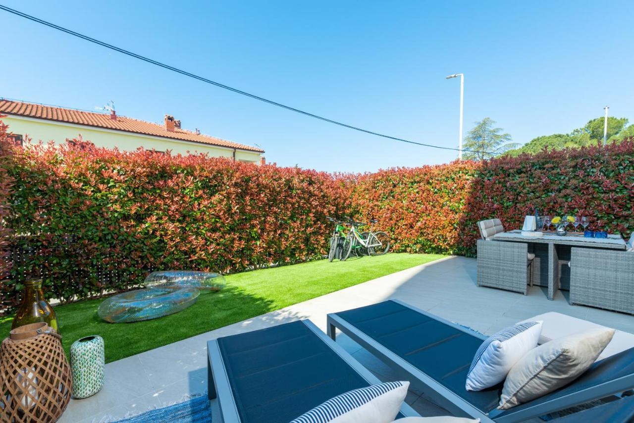 Luxury New Apartment With Private Garden Near The Beach! Poreč Extérieur photo